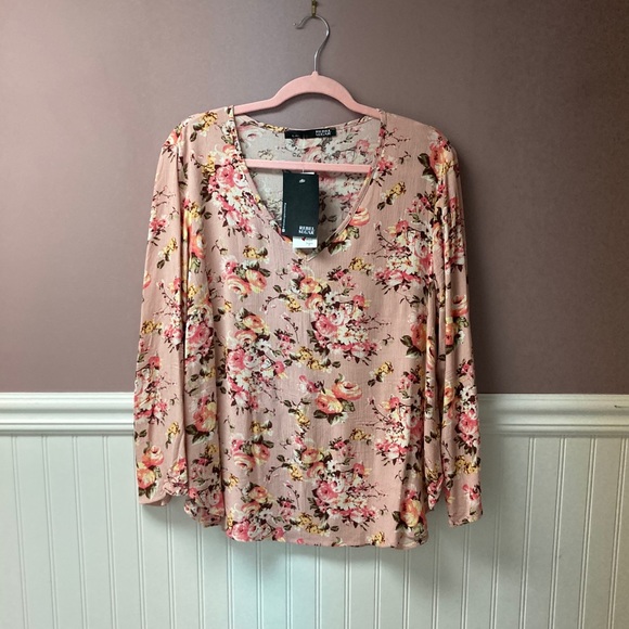 Rebel Sugar Tops - NWT Rebel Sugar floral blouse